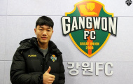 Những hình ảnh độc đáo của Xuân Trường ở Gangwon FC