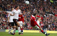 Bàn thắng kinh điển: Dimitar Berbatov vs Liverpool