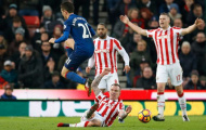 5 điểm nhấn Stoke 1-1 Man Utd: Sai lầm của Jose Mourinho