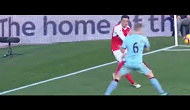 Màn trình diễn của Mesut Oezil vs Burnley