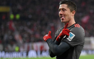 Roberto Lewandowski trình diễn kỹ thuật siêu đẳng trên sân tập