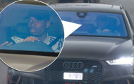 Nóng: Chơi ngông, Paul Pogba bị 'sờ gáy'