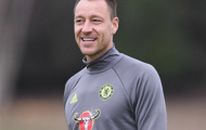 Tuyên bố 'vô dụng', nhưng Terry vẫn vui vẻ tập luyện cùng Chelsea