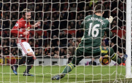 Hoà Hull City, Ibrahimovic trách móc đồng đội dứt điểm tệ