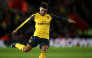 Khủng hoảng lực lượng, Wenger kéo Chamberlain vào đá trung tâm