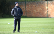 Leicester sắp rơi vào vùng nguy hiểm, Ranieri thất thần trên sân tập