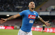 Lập kỷ lục cùng Napoli, Hamsik muốn 'xóa sổ' luôn Maradona