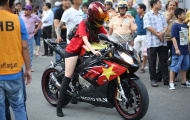 Tường Vy, nữ Biker khuấy đảo làng túc cầu Việt Nam