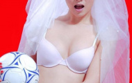 Liu Win Win - Bồ cũ của sao Guangzhou Evergrande khêu gợi trong đồ nội y