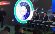 'Chúa nhẫn' tiếp tục ca ngợi Messi, 'chọc tức' CĐV Real