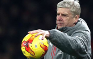 Điểm tin sáng 17/02: Martial hậm hực vì Ibra; Wenger lên 'đoạn đầu đài'