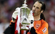 Những pha cứu thua trứ danh của tượng đài David Seaman 