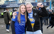 Chùm ảnh: Bằng chứng CĐV vẫn chưa mất niềm tin vào Leicester 