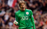 Van der Sar - Người Hà Lan bay vĩ đại tại Old Trafford