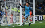 Bàn san bằng tỉ số của Leroy Sane vào lưới Huddersfield