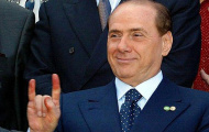 Nóng: Quá trình nhượng lại gặp vấn đề, Berlusconi giữ lại Milan?
