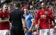 Phung phí, phạt đền,... fan Man Utd bắt đầu lo lắng