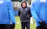 Quyết tâm trở lại, tướng mới bắt cầu thủ Leicester đội mưa tập luyện