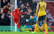 Cuộc đua Top 4: Ferdinand gạch tên Liverpool, Arsenal