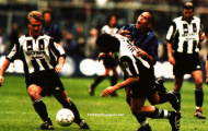 Ronaldo 'béo' đọ tài Zidane mùa 1997/98