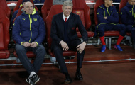 Tương lai Wenger: Vẫn rối như tơ vò