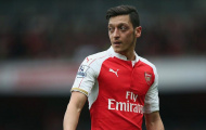 Oezil: 'Tương lai của tôi không phụ thuộc vào Wenger'