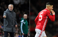 Ăn chuối, Marcos Rojo bị UEFA 'sờ gáy'