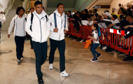 CĐV nhí 'xé rào' xin chữ ký sao Real tại Bilbao