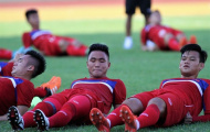 U20 Việt Nam vã mồ hôi trong buổi tập đầu tiên ở Nha Trang