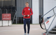 Joe Hart trầm tư trong ngày lên đường đại chiến với Đức