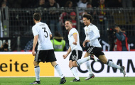 Nã rách lưới Joe Hart, Podolski có màn chia tay tuyển Đức đầy ngọt ngào