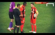 Khi penalty khiến đồng đội quay lưng với nhau