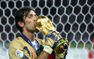 Gianluigi Buffon - Xứng danh 'người nhện'