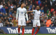 Defoe ghi bàn và hồi kết cho các tiền đạo Tam sư