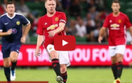 Màn trình diễn của Paul Scholes trước đội huyền thoại PFA Aussie