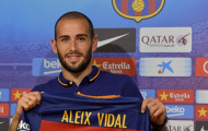 Đại diện của Aleix Vidal: 'Chúng tôi chưa muốn rời Nou Camp'