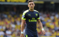 Oezil cảm giác mình giống 'bia đỡ đạn' ở Arsenal