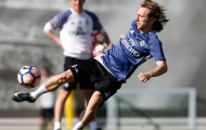 Sân tập đìu hiu, Varane rủ Modric đua tốc độ
