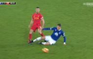 Pha tắc bóng rợn người của Ross Barkley trước Jordan Henderson