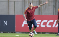 Roma 'tập bắn' chờ derby thành Rome