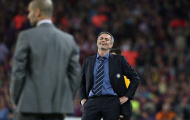 Lạ lùng, Mourinho giờ bỗng 'thích hòa'!