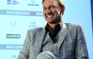 Chùm ảnh: Huyền thoại Tony Adams đến La Liga làm HLV