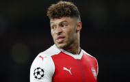 Arsenal khủng hoảng, Liverpool 'tranh thủ'