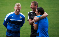 Mặc khủng bố, tiếng cười vẫn rộn ràng trong buổi tập của Leicester