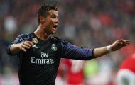2 lần hạ gục Neuer, Ronaldo trở thành Vua châu Âu