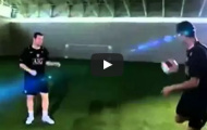 Cristiano Ronaldo biểu diễn Freestyle cùng Wayne Rooney