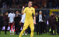 Wojciech Szczesny chơi cực kì chắc chắn tại AS Roma