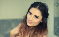 Ngắm Layla Anna Lee - MC cực hot ở Champions League mùa này