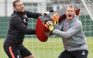 Buổi tập của Liverpool xuất hiện lão tướng lạ mặt 