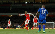 Leicester phản lưới, Pháo thủ thoát hiểm phút cuối